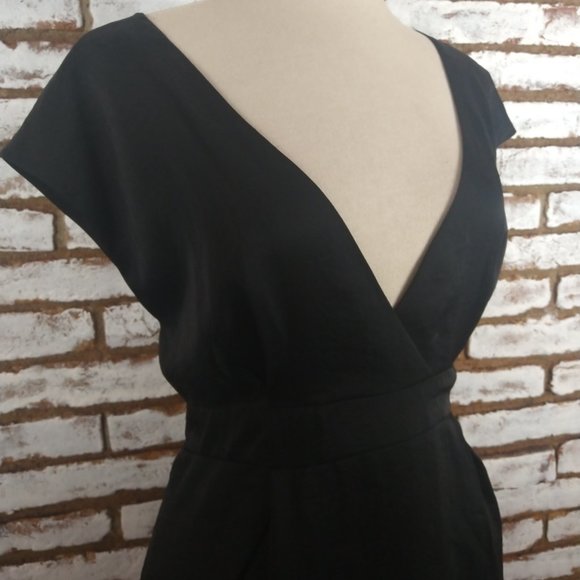 BCBG Generation Black Dress Lace Back Sz 10 - Picture 3 of 15